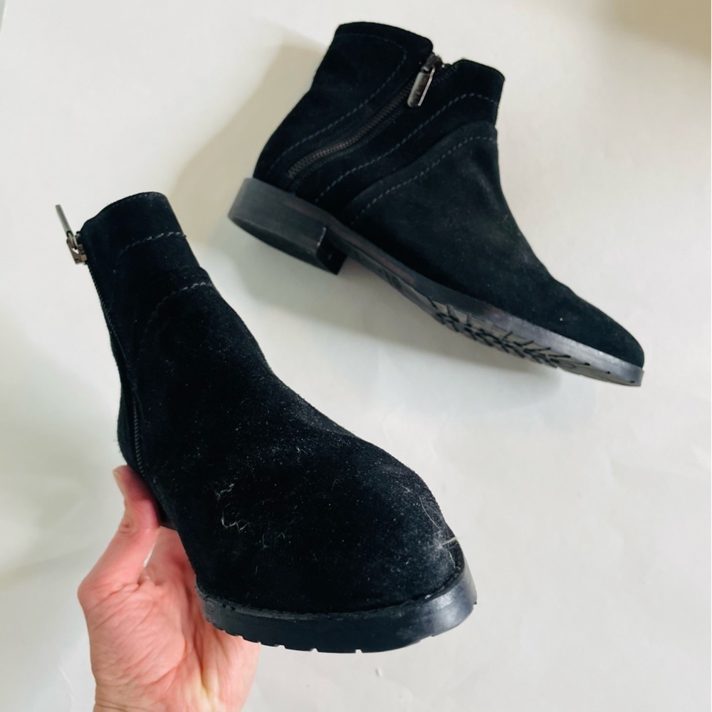Italeau Black Suede Zipper Side Waterproof Ankle Boot 38.5 - Picture 3 of 10